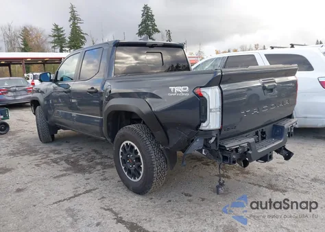 2024 Toyota Tacoma Trd Off Road z USA, uszkodzony, nr VIN 3TMLB5JN3RM052733
